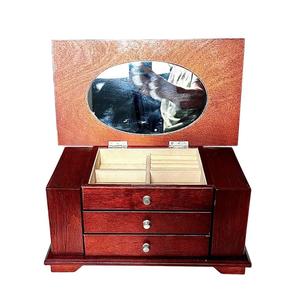 Mele & Co vintage jewelry box